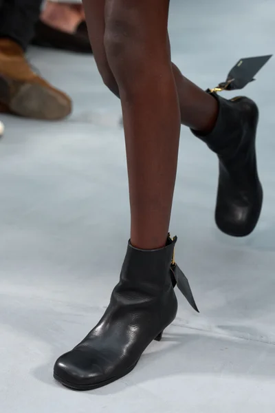 Look 52